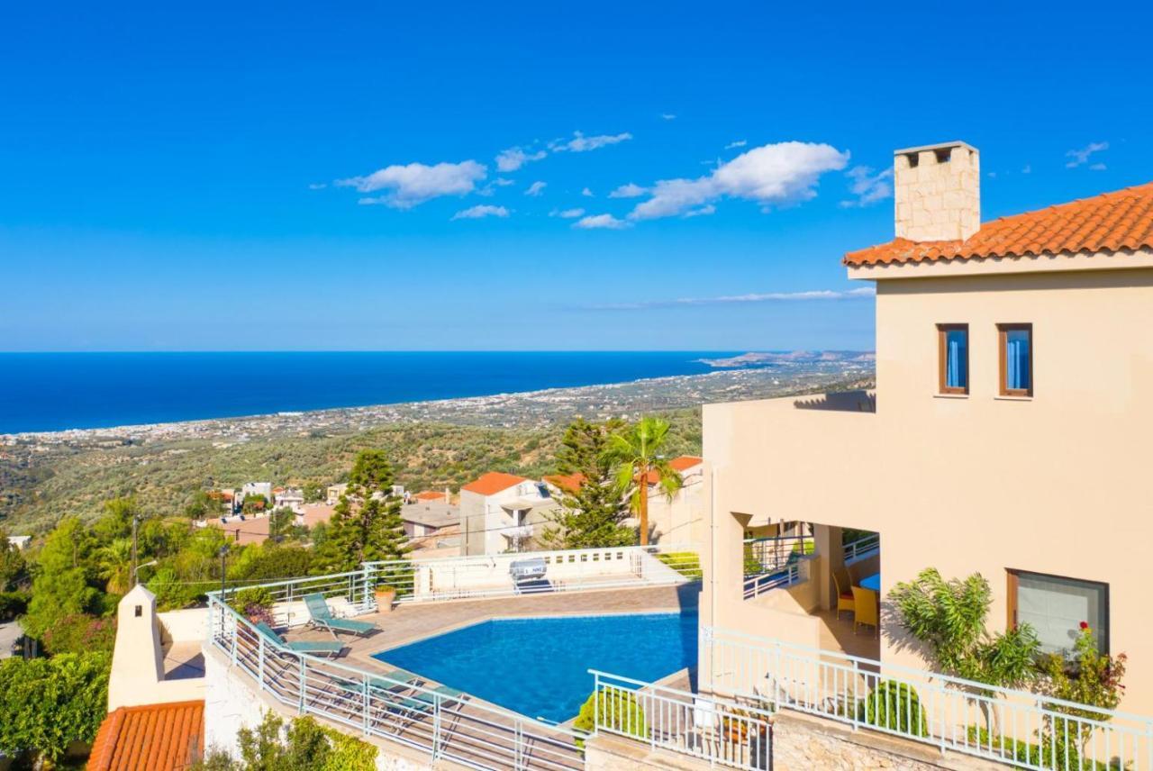 Villa Selini Roussospítion エクステリア 写真