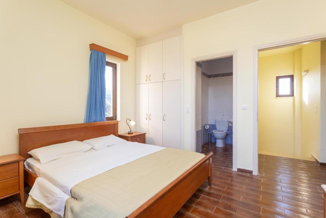 Villa Selini Roussospítion エクステリア 写真